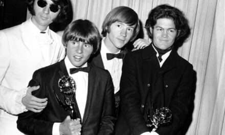 The Monkees: la banda que nació en la TV y desató el furor pop 🎤📺