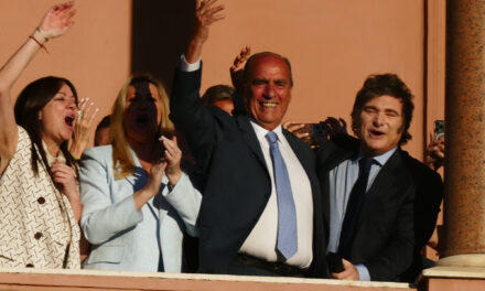 Cambios y nuevos diálogos: así se reconfigura el Gobierno de Milei