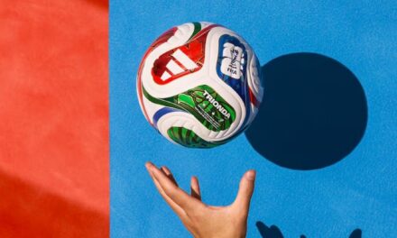 La historia de las pelotas del Mundial: ¡de cuero a tecnología avanzada! 🚀⚽