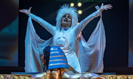 ¡Moria Casán recibe un tributo musical en Buenos Aires! 🎤✨