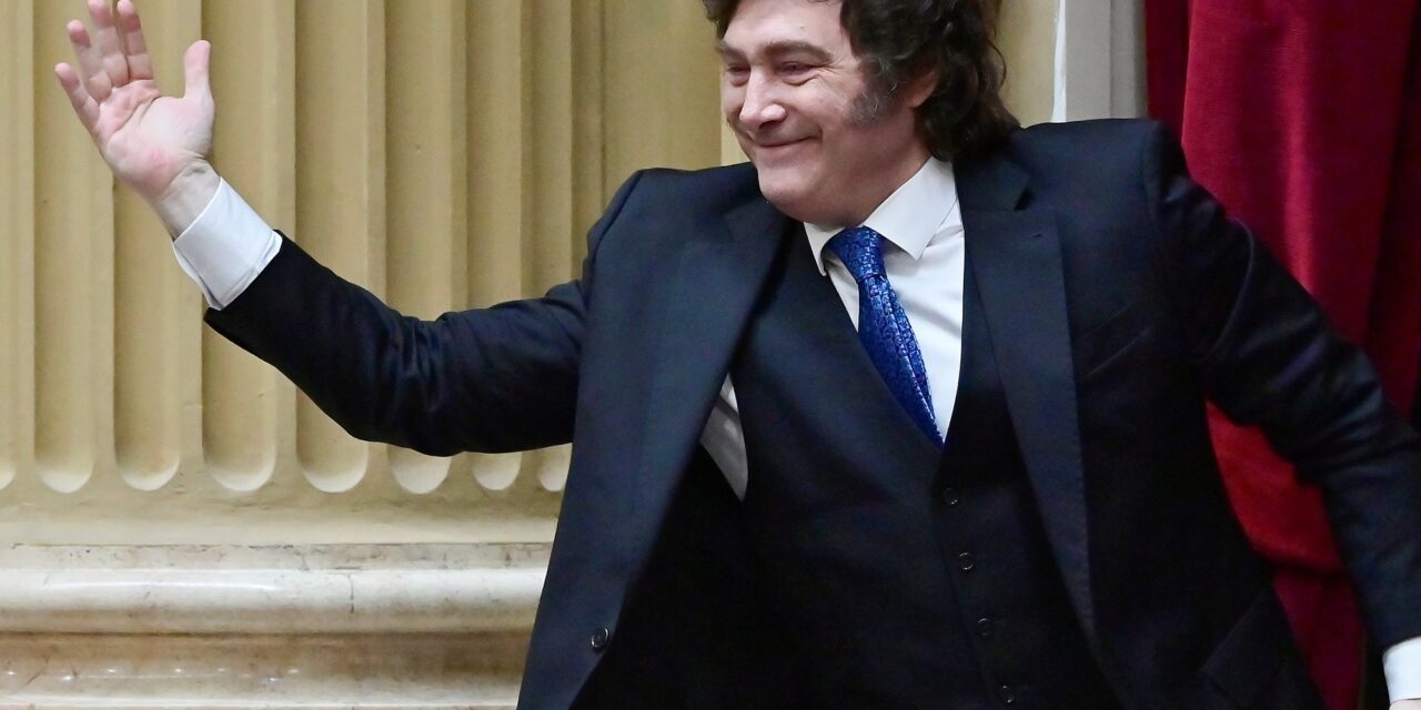 ¿Qué dicen las encuestas? El fuerte bajón en la imagen de Milei y el Gobierno en Argentina 🇦🇷
