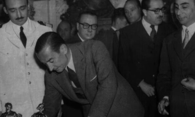 70 años de deuda y debates: ¿El FMI fue el villano de la historia argentina? 🇦🇷💸