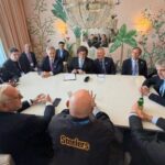 Javier Milei en Los Ángeles: su visita relámpago para buscar inversiones y contactos globales 🚀🌎