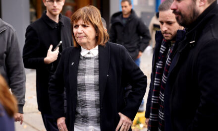 Patricia Bullrich vuelve a exigirle a Adorni que presente su declaración jurada 📝🔥