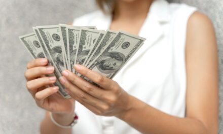 ¿Qué pasa con el dólar en Argentina? La historia detrás de los números 📉💸