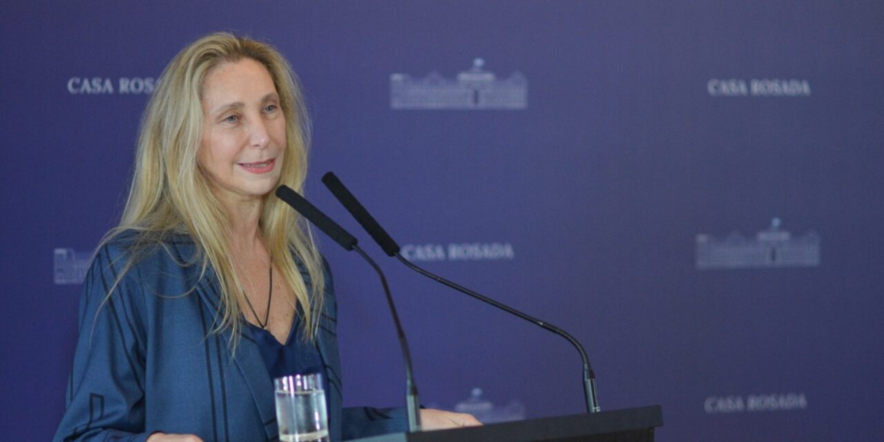¿Qué pasa con La Libertad Avanza? La reunión secreta y el futuro político 🚨🤔