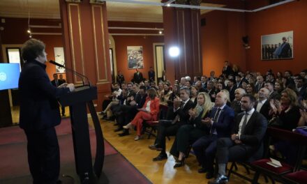 ¿Qué busca Javier Milei con sus proyectos en el Congreso? 🤔💼