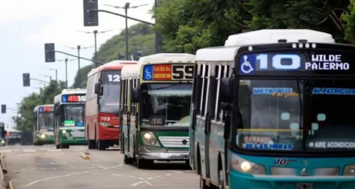 ¡Atención! 🚍 El boleto de colectivos y trenes en el AMBA suben de precio 💸