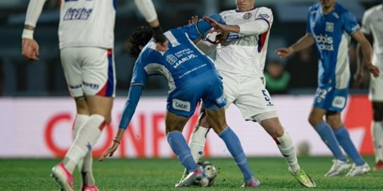 Empate sin brillo en Río Cuarto: San Lorenzo y Estudiantes igualan 0-0 ⚽😴