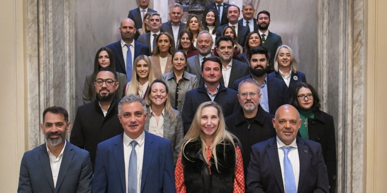 Karina Milei y su show político en Casa Rosada: ¿Qué busca con sus movimientos? 🤔