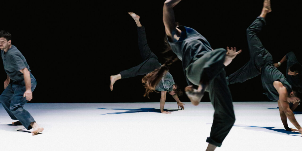 La danza que desafía la gravedad y las emociones 🌌✨