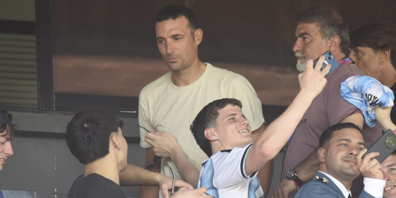 Scaloni en Rosario: el amor del pueblo y las dudas sobre su futuro con la Selección 🇦🇷⚽