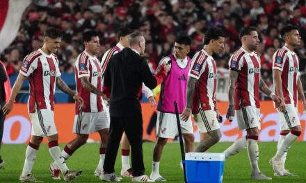 ¡Huracán le dio un golpe a River en su cancha y no se quedaron callados! ⚽🔥