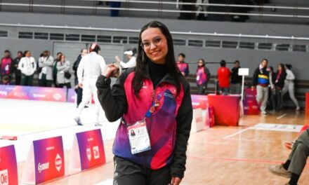 De la cancha a la tribuna: la historia de Caterina, la esgrimista que soñó con Tokio 🇯🇵✨