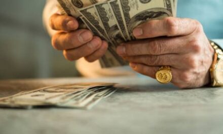 El secreto mejor guardado de las grandes fortunas en EE.UU.: seguros de vida que multiplican su dinero sin pagar impuestos 🛡️💸