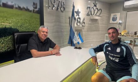 ¡Se viene la renovación! Scaloni y Tapia se juntaron en Ezeiza para seguir al mando de la Selección Argentina ⚽🇦🇷