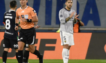 Lesión de Paredes en Boca: ¿Qué pasa con el capitán y el próximo desafío en la Copa? ⚽🚑