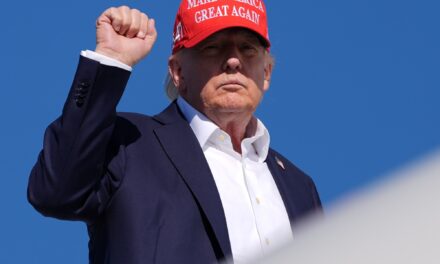 Trump y Burnham: tensión, petróleo y Malvinas en un día clave 🌍🤝