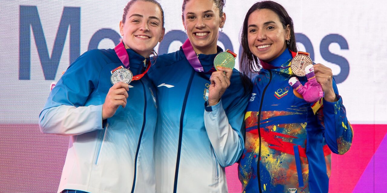 ¡Argentina brilla en la pileta! 🏊‍♀️🥇 La natación arrasa en los Juegos Suramericanos Santa Fe 2026