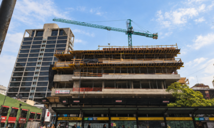 ¿Qué pasa con la construcción? La actividad sigue débil y sin señales claras de recuperación 🚧📉