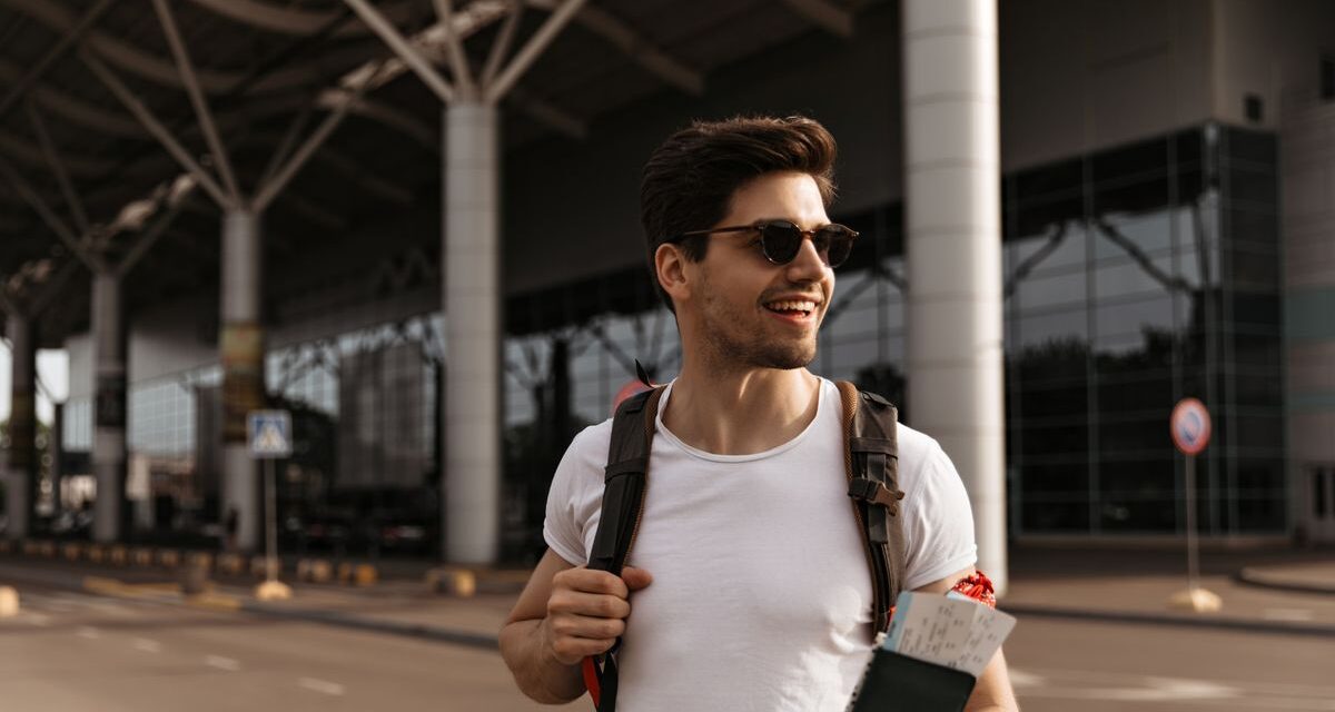 Viajar más por menos: Cómo elegir el mejor momento para tus viajes 🌍✈️