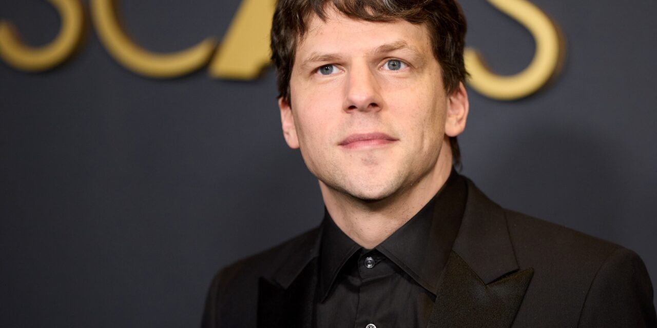 ¿Por qué Jesse Eisenberg dijo que no a la secuela de Facebook? 😲