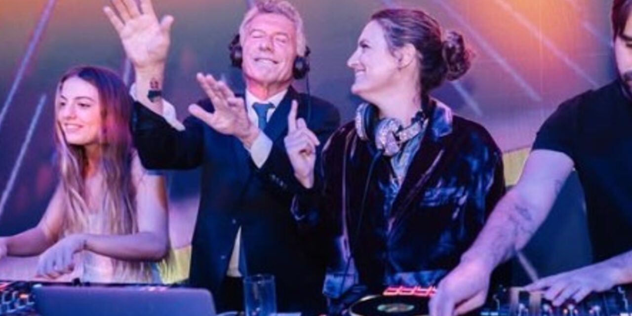 ¡Antonia cumple 15 y la fiesta fue de otro nivel! 🎉🎧