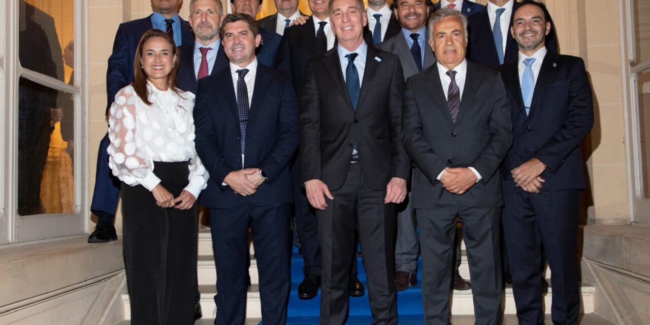 El Gobierno busca eliminar las PASO con apoyo de gobernadores radicales y alianzas estratégicas 🇫🇷🤝