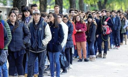 La crisis en auge: desempleo supera a la inflación como la mayor preocupación en Argentina 🇦🇷💥
