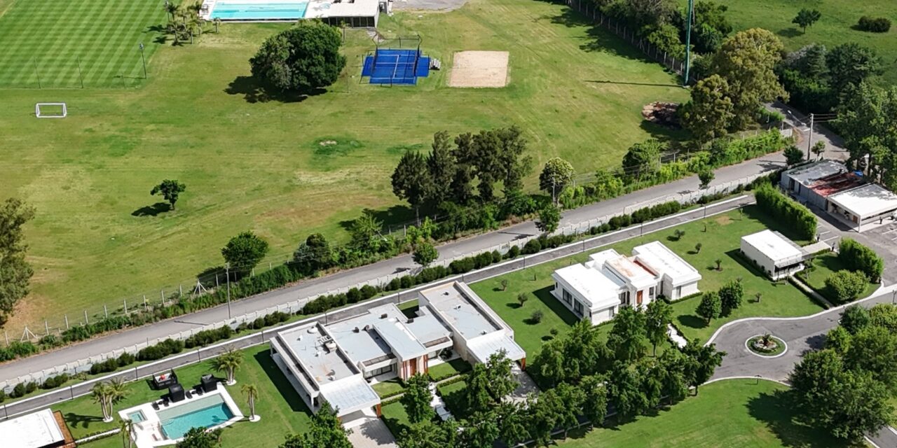 La pelea por una mansión y el lavado de dinero en la mira de la justicia ⚖️🏡