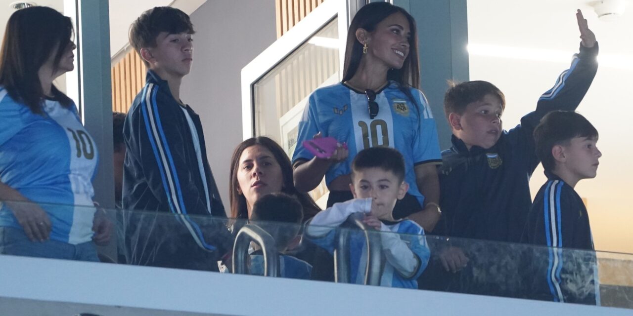 La emotiva despedida de Messi en familia: un momento que quedó en la memoria ⚽❤️