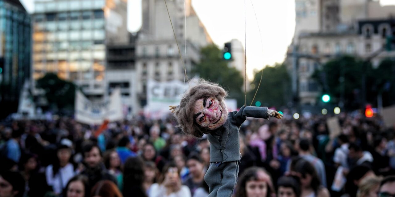 Universidades en pie de lucha: ¿Qué pasa con la ley de financiamiento? 🚩📚