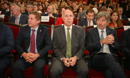 ¡Noche de premios en la Justicia argentina! 🎉👩‍⚖️