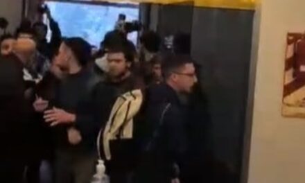 Manifestantes toman la Secretaría de Educación en reclamo por fondos y derechos 🎓✊