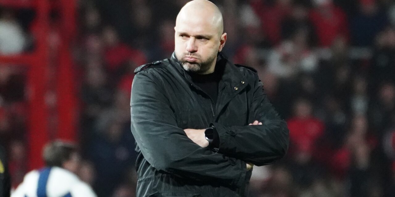 ¿Hasta cuándo la paciencia en el fútbol argentino? La rápida caída de entrenadores y la ansiedad que todo lo devora ⚽⏱️
