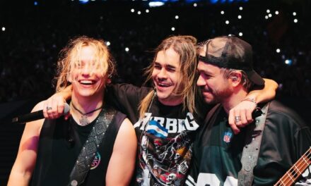 ¡Airbag vuelve a River y rompe récords! 🎸🔥