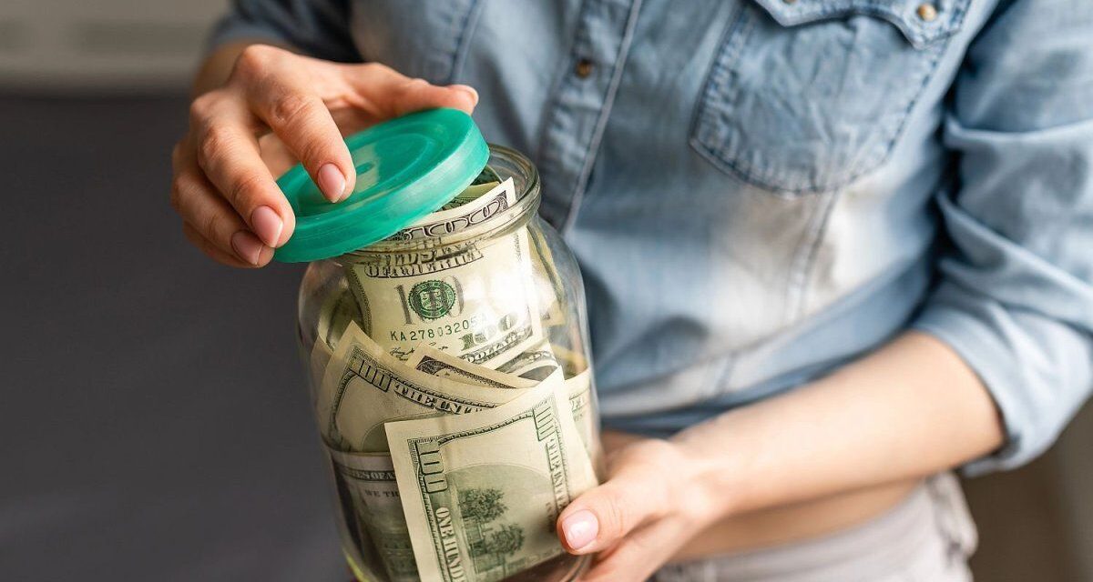 ¡Buenas noticias! Cómo la ley facilita que puedas sacar tus dólares del colchón 🇺🇸💸