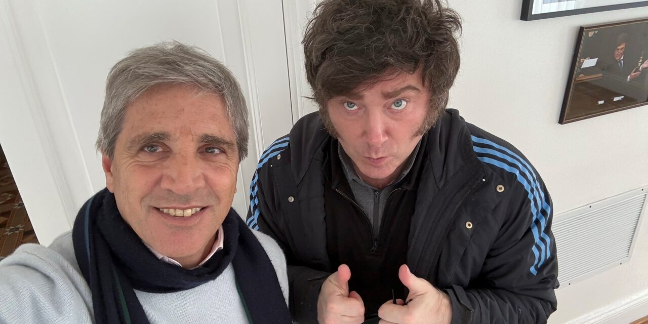 Javier Milei defiende a capa y espada a Luis Caputo y apuesta a la reelección 🚀💰