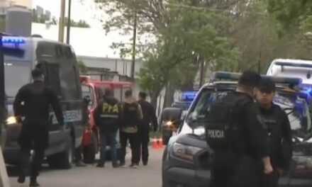 ¡Arrancó la mudanza! Traslado histórico de presos desde Devoto a Marcos Paz 🚓🔒